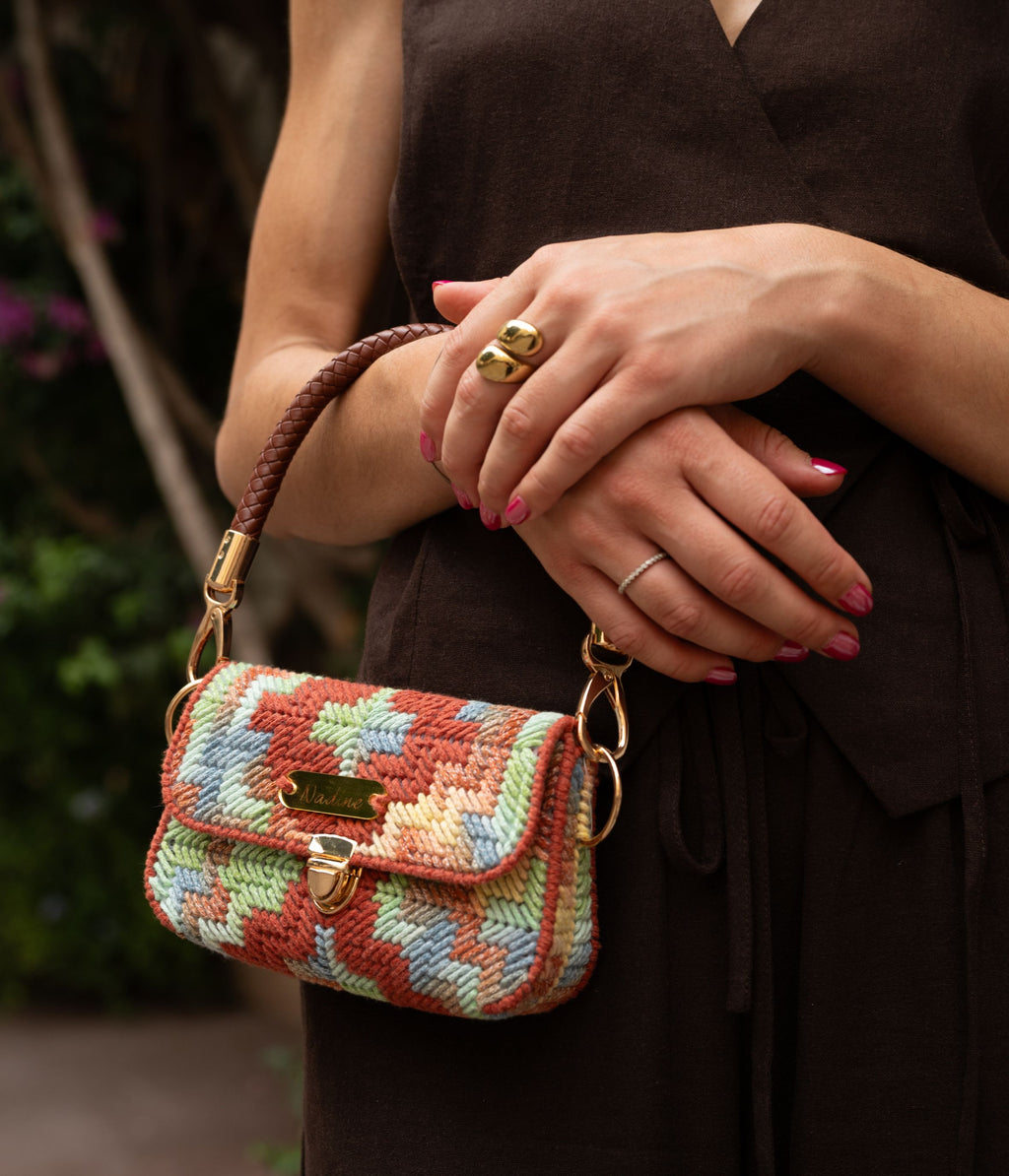 Sac en crochet rigide petit format