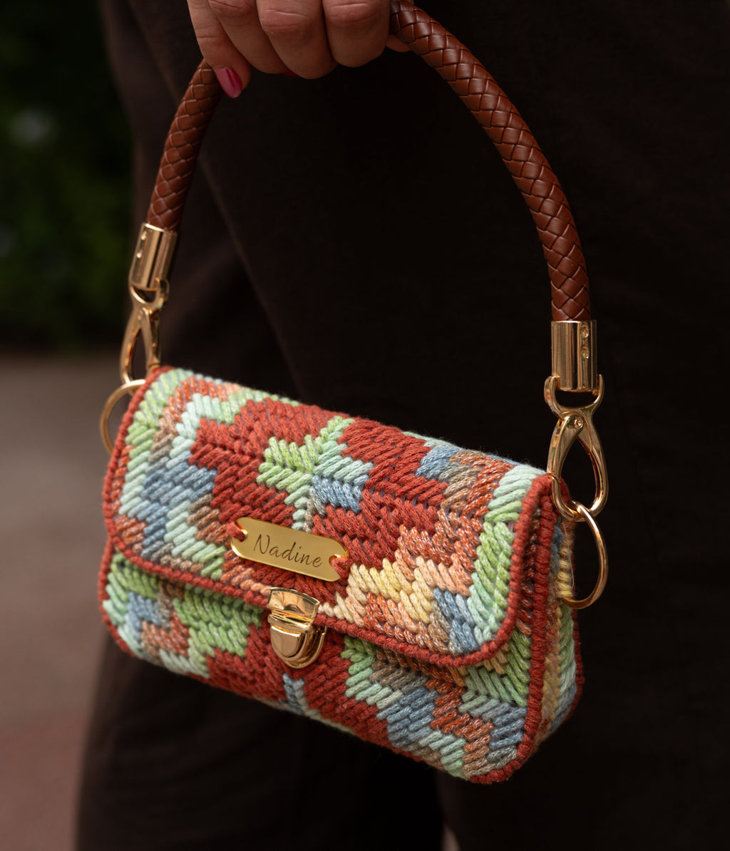 Sac en crochet rigide petit format