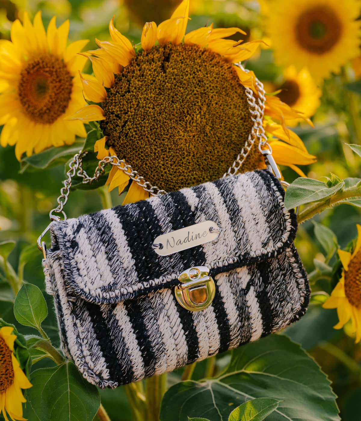 Sac en crochet noir et écru