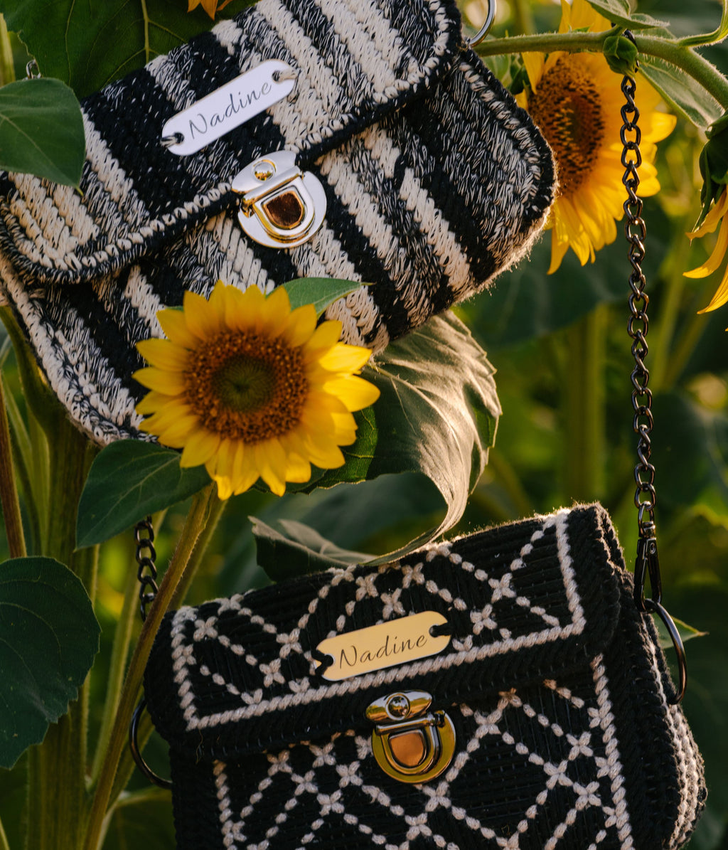 Sac en crochet noir et écru