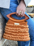 Sac en crochet camel à anses en bois