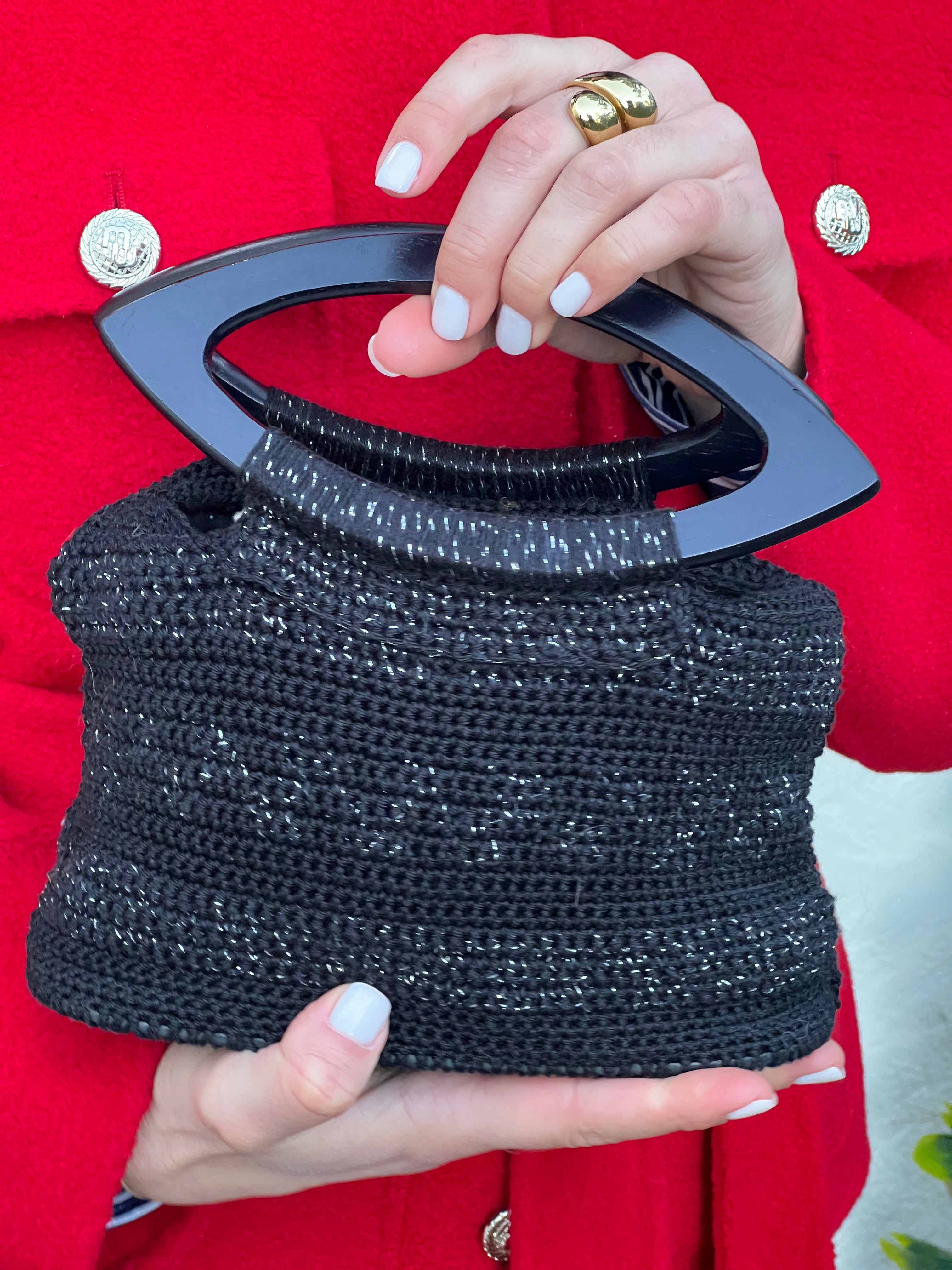 Sac en crochet noir scintillant à anses noires