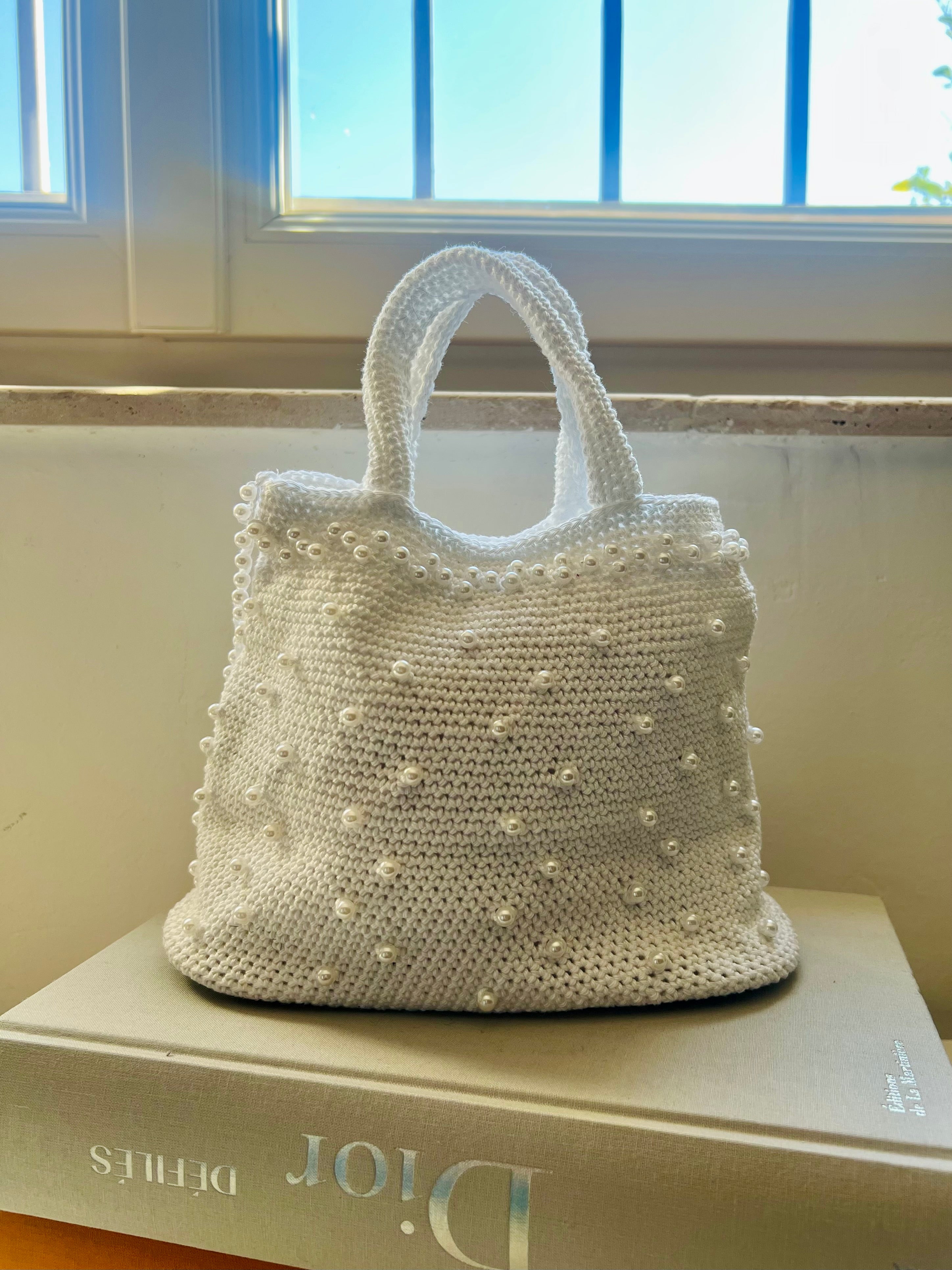 Sac à main blanc perlé