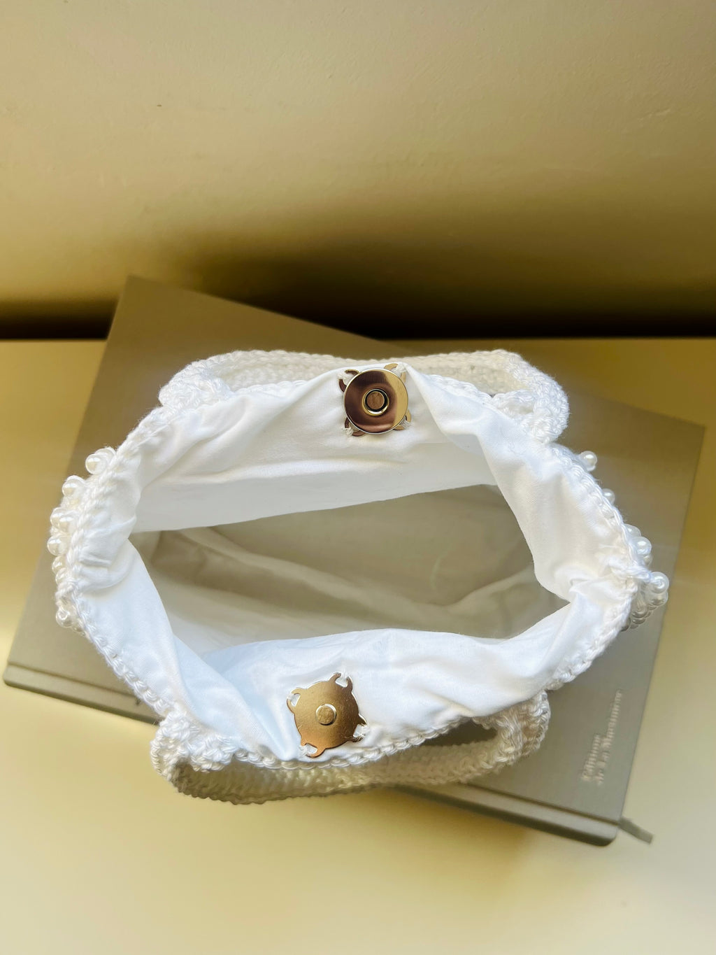 Sac à main blanc perlé